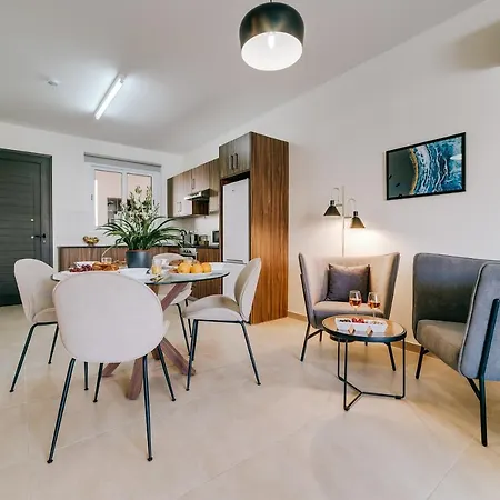 Violeta - Mythical Sands Apartment